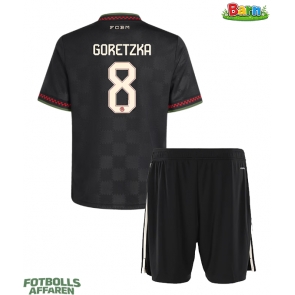 Bayern Munich Leon Goretzka #8 Tredjeställ Barn 2025-26 Kortärmad (+ Korta byxor)